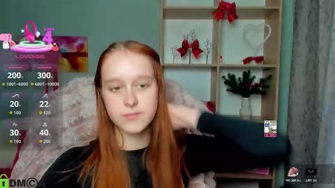 Snapshot of wow_emma_ chatting on February 8, 1:25 pm wow_emma_ online show from February 8, 1:25 pm