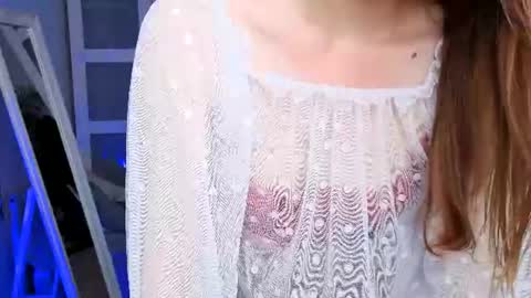 Hina online show from August 4, 5:54 am