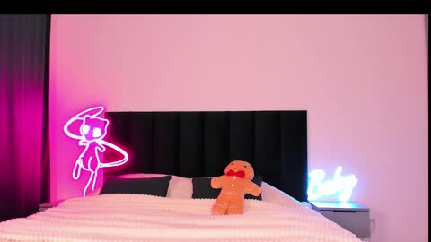 Emi online show from January 25, 4:02 am