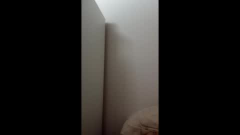 Snapshot of wowzy1 chatting on February 8, 5:55 am wowzy1 online show from February 8, 5:55 am