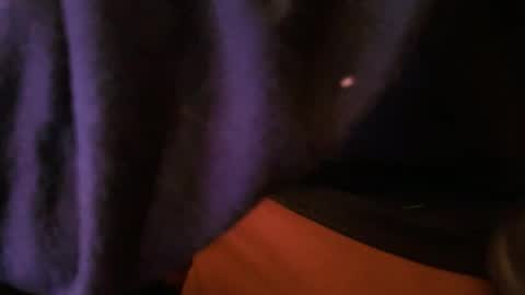 wrangleat0r online show from December 23, 2:31 am