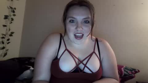 Snapshot of wrenwinter chatting on September 25, 8:18 am wrenwinters online show from September 25, 8:18 am