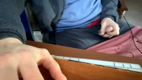 Snapshot of wucious chatting on December 26, 2:59 pm wucious online show from December 26, 2:59 pm