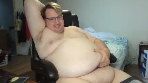 Snapshot of wvalentinox chatting on December 7, 12:19 am WValentinoX online show from December 7, 12:19 am