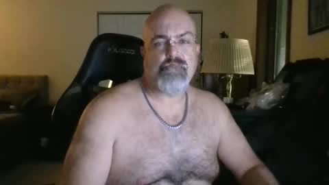 Snapshot of wvkartracer chatting on October 9, 12:25 pm DaddynDom online show from October 9, 12:25 pm
