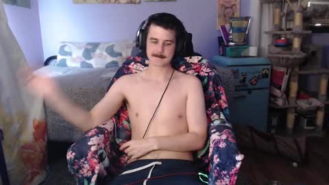 Snapshot of wyattfans_ chatting on October 5, 6:50 pm Wyatt online show from October 5, 6:50 pm