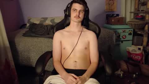 Snapshot of wyattfans_ chatting on October 25, 7:05 am Wyatt online show from October 25, 7:05 am