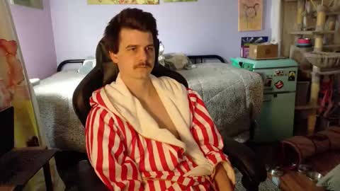 Snapshot of wyattfans_ chatting on November 7, 6:19 pm Wyatt online show from November 7, 6:19 pm