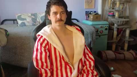 Snapshot of wyattfans_ chatting on November 23, 7:24 pm Wyatt online show from November 23, 7:24 pm