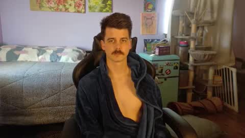 Snapshot of wyattfans_ chatting on December 14, 6:34 pm Wyatt online show from December 14, 6:34 pm