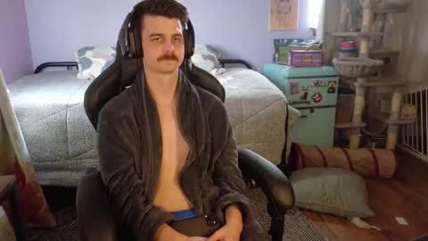 Snapshot of wyattfans_ chatting on December 17, 5:08 pm Wyatt online show from December 17, 5:08 pm