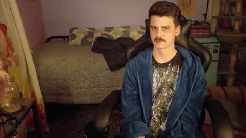 Snapshot of wyattfans_ chatting on December 18, 6:08 am Wyatt online show from December 18, 6:08 am