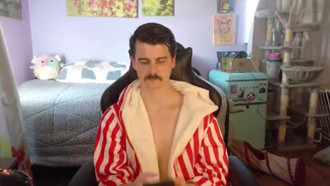 Snapshot of wyattfans_ chatting on January 10, 8:10 pm Wyatt online show from January 10, 8:10 pm