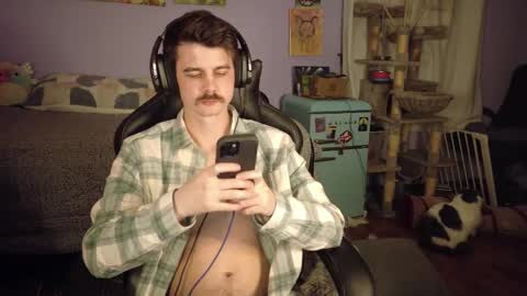 Snapshot of wyattfans_ chatting on January 16, 7:34 am Wyatt online show from January 16, 7:34 am