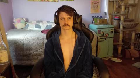 Snapshot of wyattfans_ chatting on January 17, 9:07 pm Wyatt online show from January 17, 9:07 pm