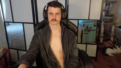 Snapshot of wyattfans_ chatting on February 1, 7:56 pm Wyatt online show from February 1, 7:56 pm