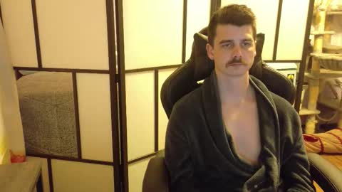 Snapshot of wyattfans_ chatting on February 2, 8:13 am Wyatt online show from February 2, 8:13 am