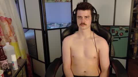 Snapshot of wyattfans_ chatting on February 26, 7:35 pm Wyatt online show from February 26, 7:35 pm