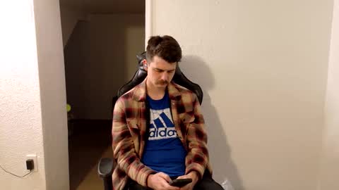 Wyatt online show from May 19, 6:47 pm