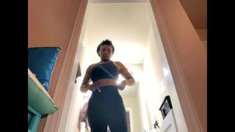 Wynter Heat online show from December 15, 1:32 am