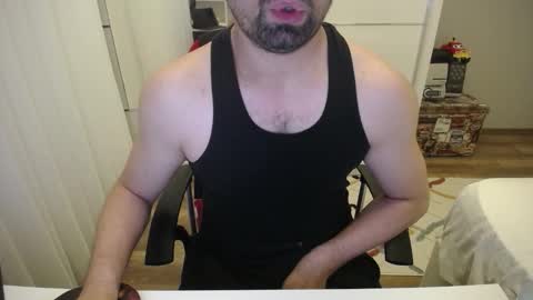 Snapshot of x_____0_____x chatting on January 16, 10:14 pm Mr. Lonely online show from January 16, 10:14 pm