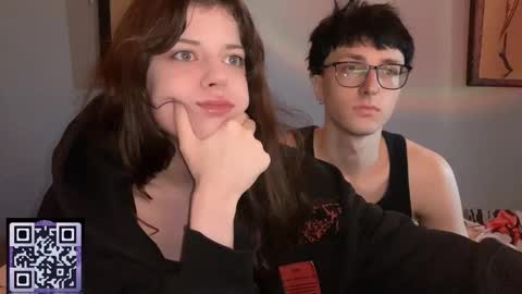 Snapshot of x_files_t chatting on September 20, 10:49 am Philipp and Este online show from September 20, 10:49 am