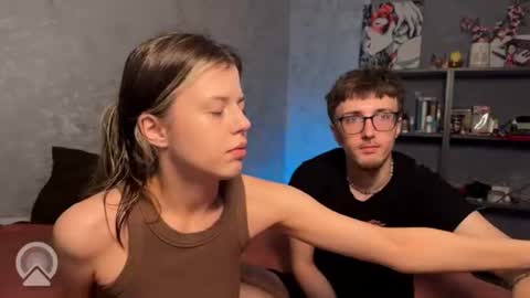 Philipp and Este online show from July 12, 6:26 am