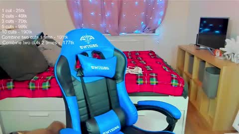 Snapshot of x_jesse_x chatting on January 5, 8:10 pm Jesse online show from January 5, 8:10 pm