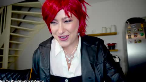 Snapshot of x_lily_x chatting on October 25, 9:31 pm Lily online show from October 25, 9:31 pm