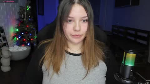 LOVE NERDS ONLY online show from January 25, 1:10 am