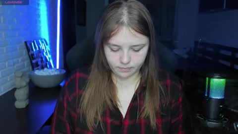 LOVE NERDS ONLY online show from March 4, 3:11 am