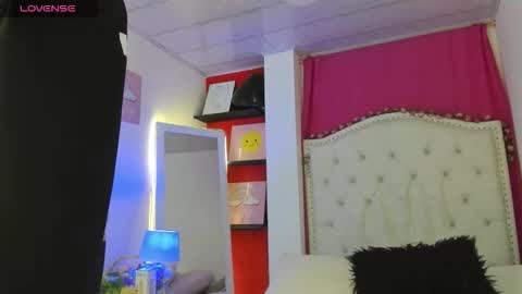 xaanderGrey online show from November 25, 7:36 pm