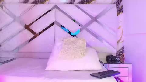 Snapshot of xabier_583 chatting on March 7, 8:50 pm xabier online show from March 7, 8:50 pm