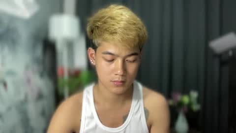 Snapshot of xaldrian_destroyer chatting on September 20, 3:18 am Prince Aldrian online show from September 20, 3:18 am