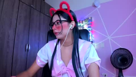 Snapshot of xallysonx_ chatting on January 12, 11:28 am XALLYSONX online show from January 12, 11:28 am
