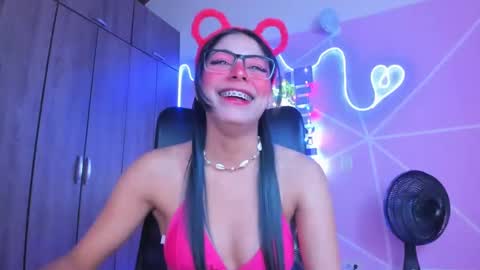 Snapshot of xallysonx_ chatting on January 19, 11:23 am XALLYSONX online show from January 19, 11:23 am