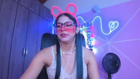 Snapshot of xallysonx_ chatting on January 26, 11:17 am XALLYSONX online show from January 26, 11:17 am