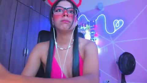 Snapshot of xallysonx_ chatting on January 30, 2:25 pm XALLYSONX online show from January 30, 2:25 pm