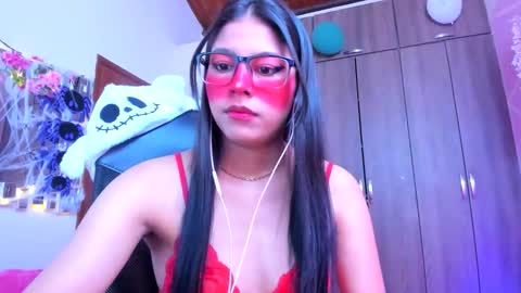 Snapshot of xallysonx_ chatting on October 14, 11:44 am XALLYSONX online show from October 14, 11:44 am