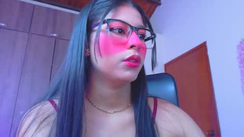 XALLYSONX online show from March 13, 11:39 am