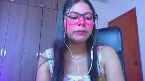 XALLYSONX online show from June 3, 2:33 pm