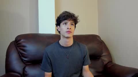 Snapshot of xam_collen chatting on November 12, 4:29 pm xam_collen online show from November 12, 4:29 pm