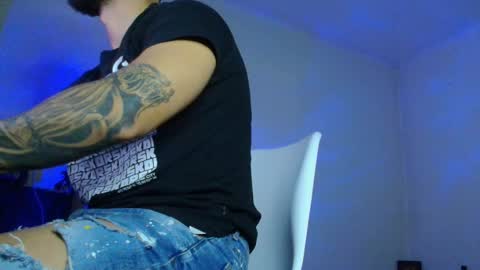 XanderCageX online show from November 18, 6:18 am