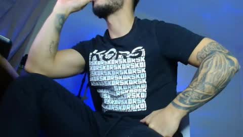 XanderCageX online show from November 19, 9:15 pm