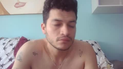 Snapshot of xanderdi chatting on April 10, 8:52 am xanderdi online show from April 10, 8:52 am