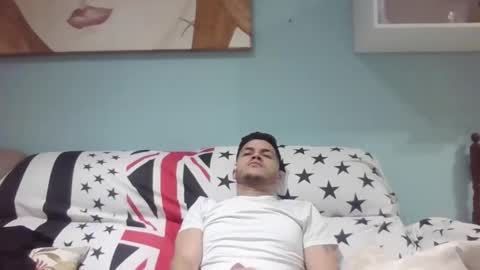 Snapshot of xanderdi chatting on April 15, 9:59 pm xanderdi online show from April 15, 9:59 pm