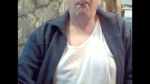 Snapshot of xaramanu chatting on March 11, 7:04 am xaramanu online show from March 11, 7:04 am