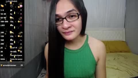 xasiantrnaslover online show from December 28, 10:55 pm