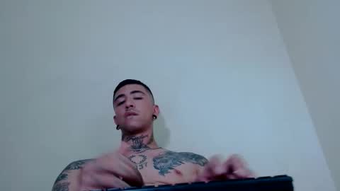 xav_dai online show from April 10, 3:01 am