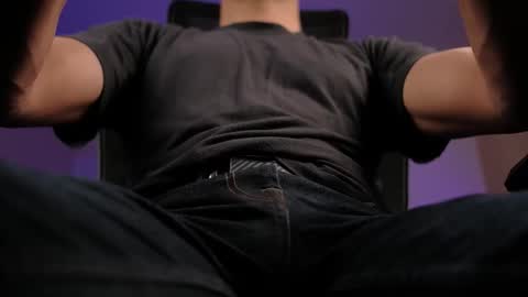 xavierloyd3 online show from January 17, 2:05 am